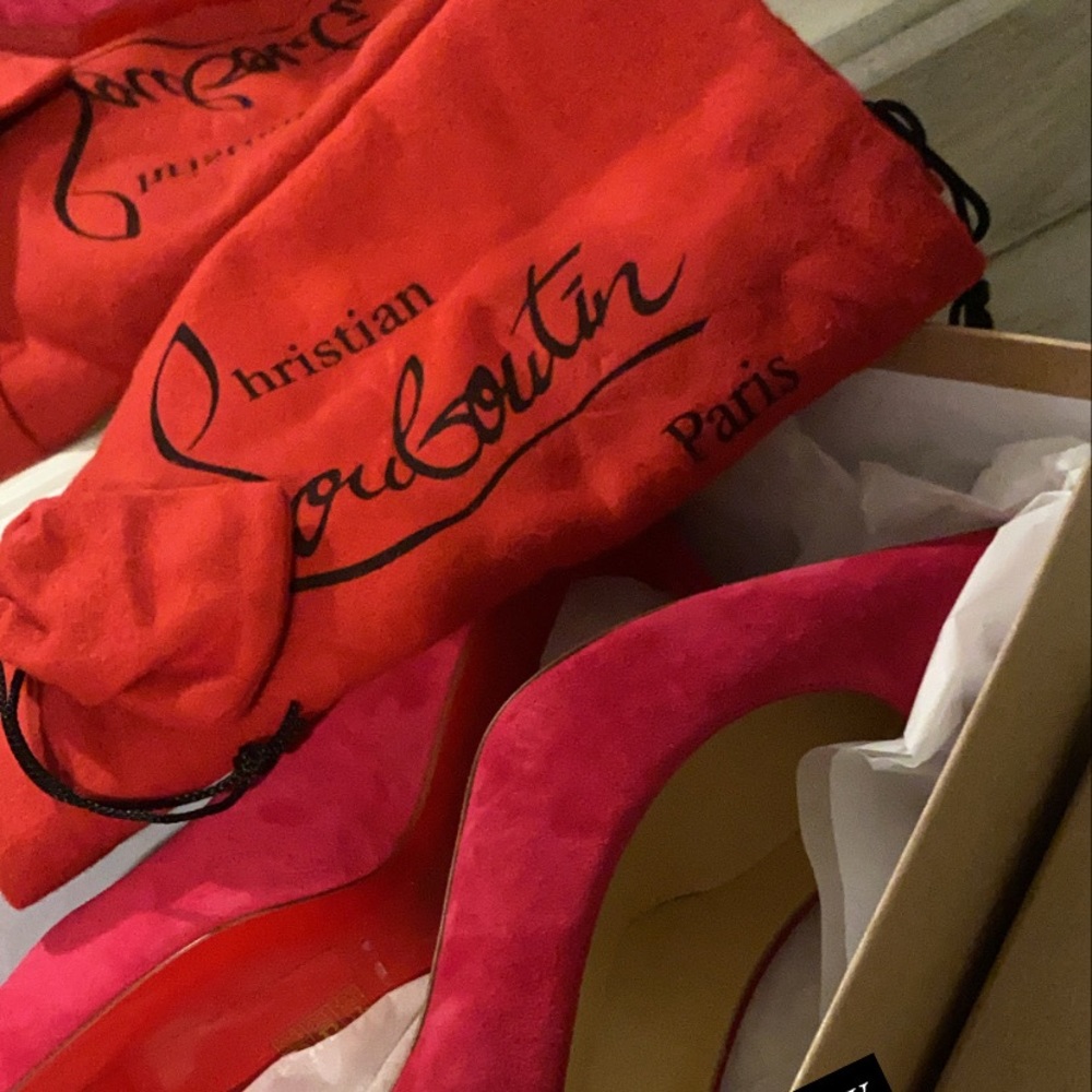 Beautiful Pink  88mm heals true to size